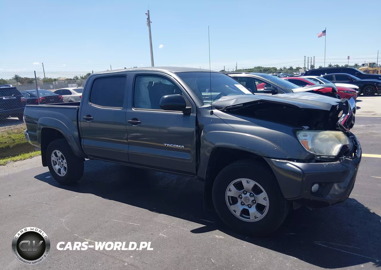 2015 Toyota Tacoma Prerunner V6 VIN:3TMJU4GN8FM190444 - 13