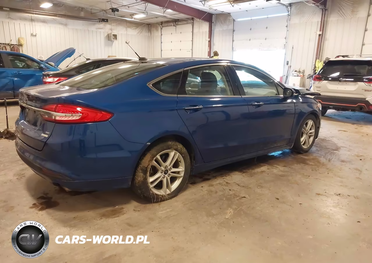 2018 Ford Fusion Se VIN:3FA6P0HD5JR185649 - 4