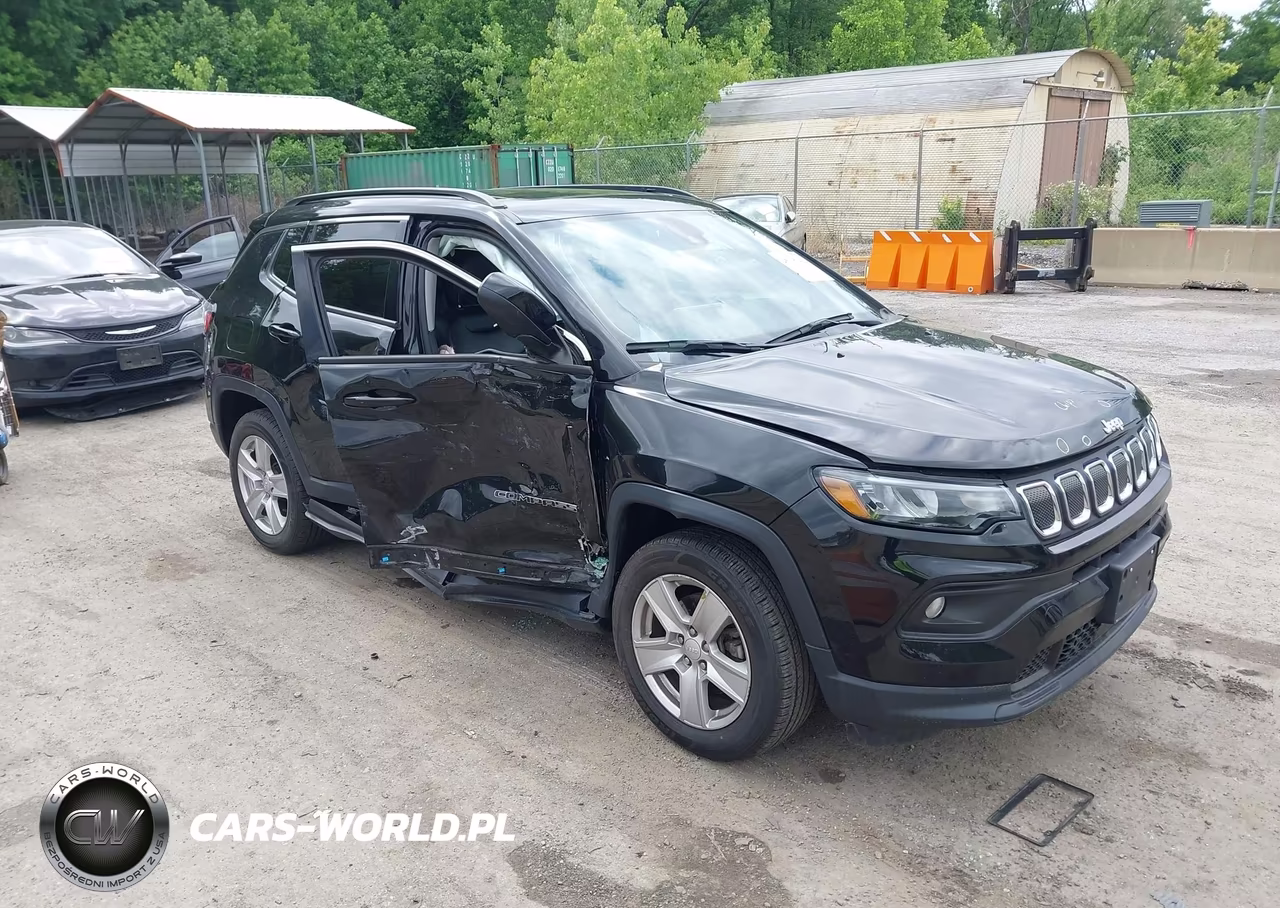 2022 Jeep Compass Latitude 4X4 – zdjęcie 1 z 16