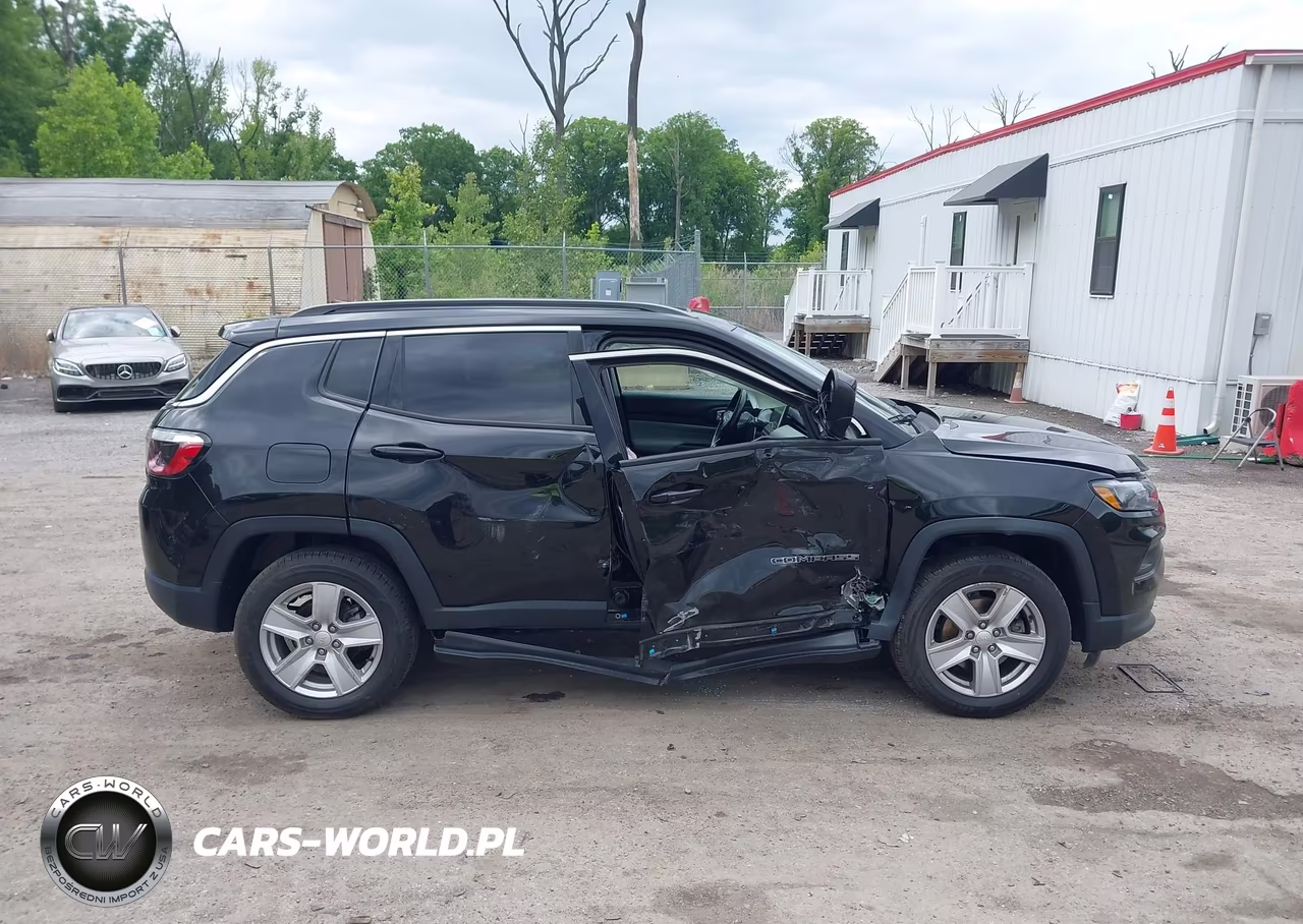 2022 Jeep Compass Latitude 4X4 VIN:3C4NJDBB6NT211593 - 13