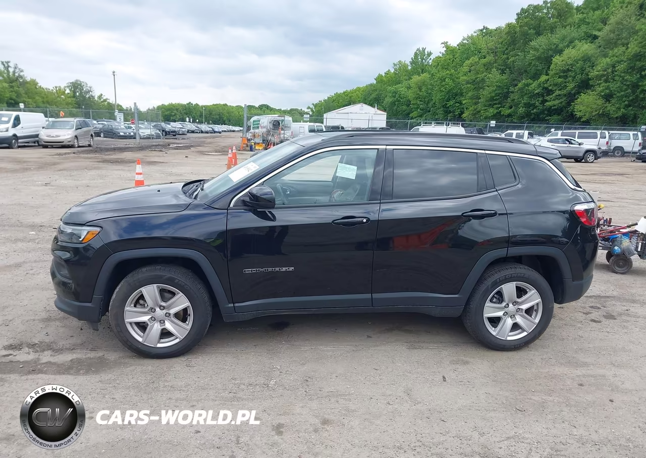 2022 Jeep Compass Latitude 4X4 VIN:3C4NJDBB6NT211593 - 14