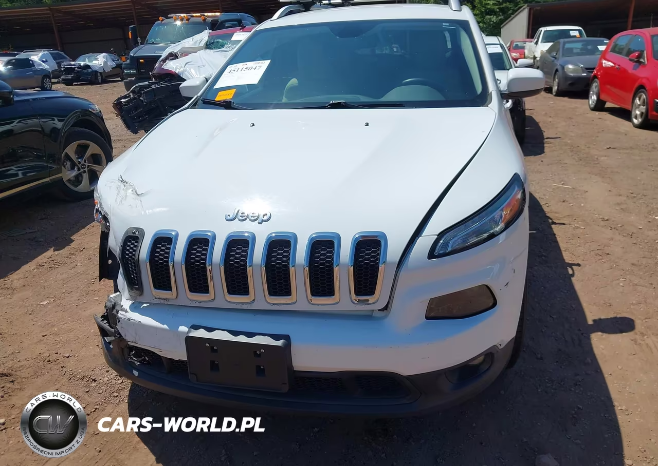 2015 Jeep Cherokee Latitude VIN:1C4PJMCB2FW502966 - 12