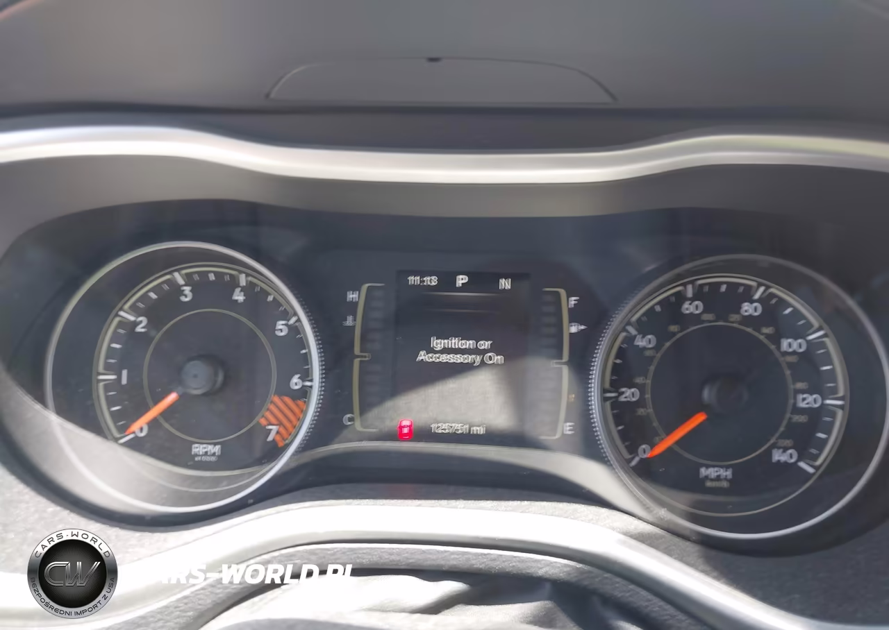 2015 Jeep Cherokee Latitude VIN:1C4PJMCB2FW502966 - 7