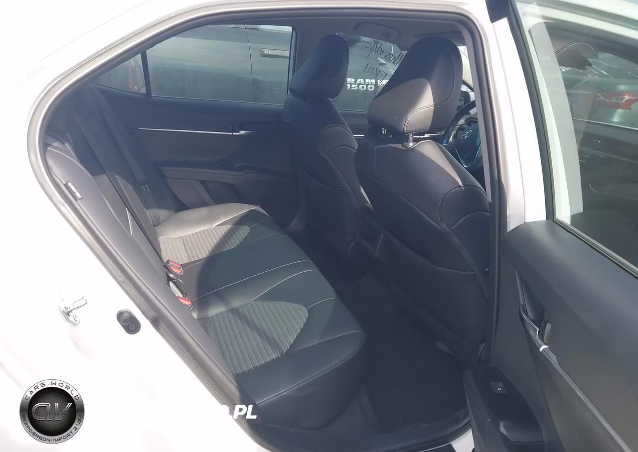 2020 Toyota Camry Se VIN:4T1G11AK1LU510075 - 8