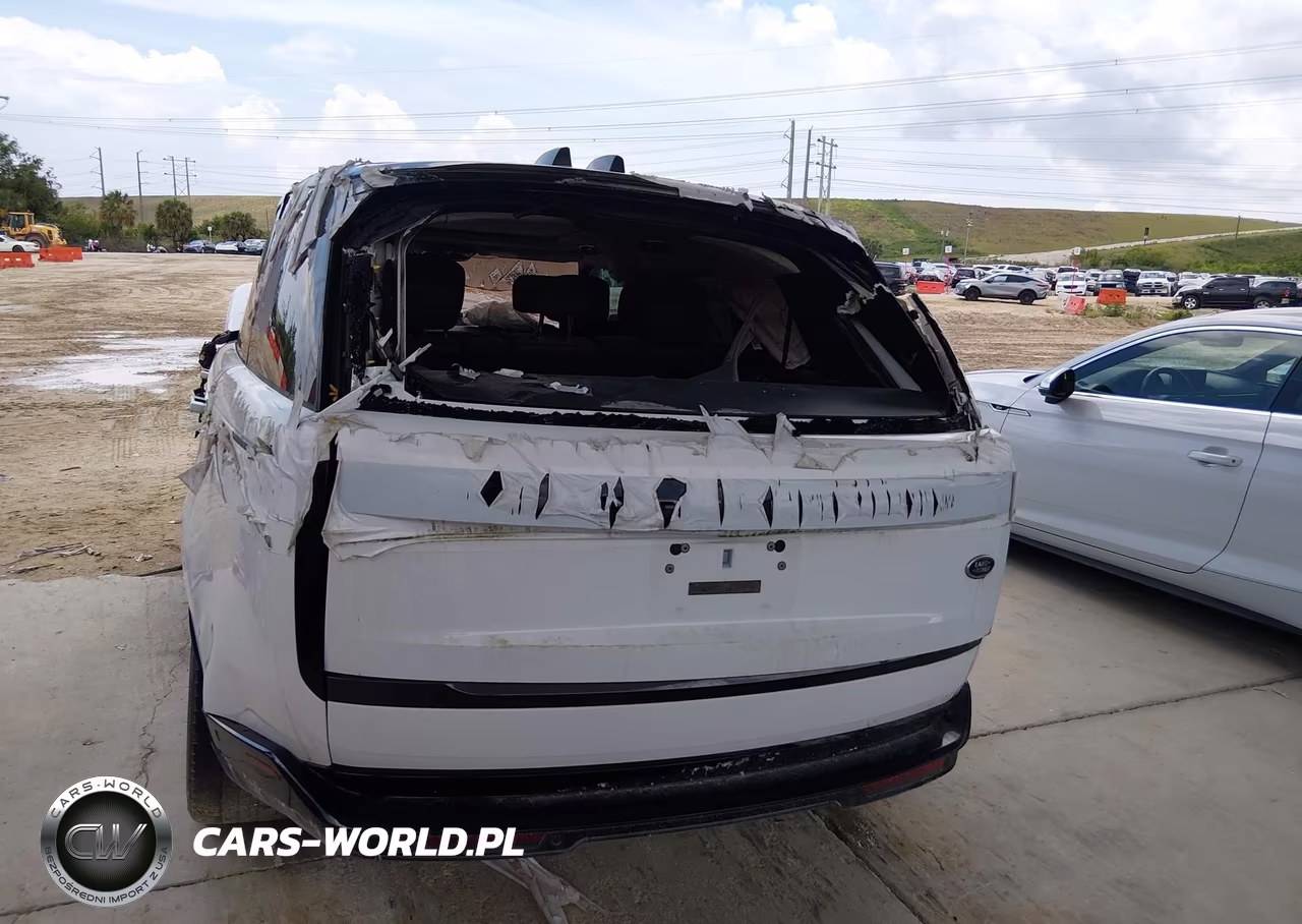 2023 Land Rover Range Rover VIN:SALK1BE73PA009716 - 16