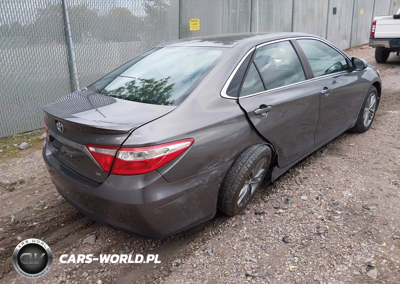 2017 Toyota Camry Se VIN:4T1BF1FKXHU422251 - 4