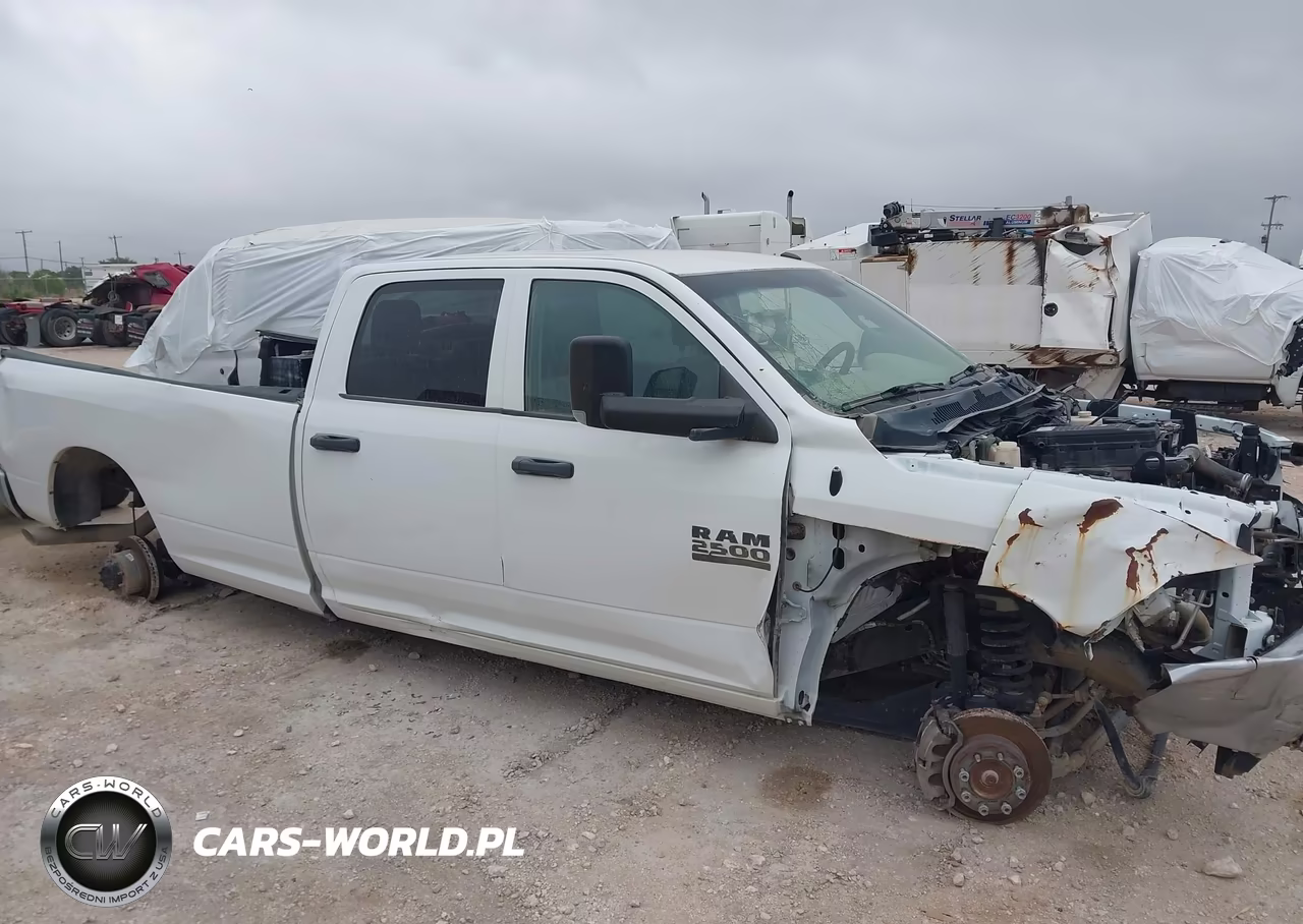2018 Ram 2500 Tradesman 4X4 8' Box VIN:3C6UR5HL4JG284160 - 18
