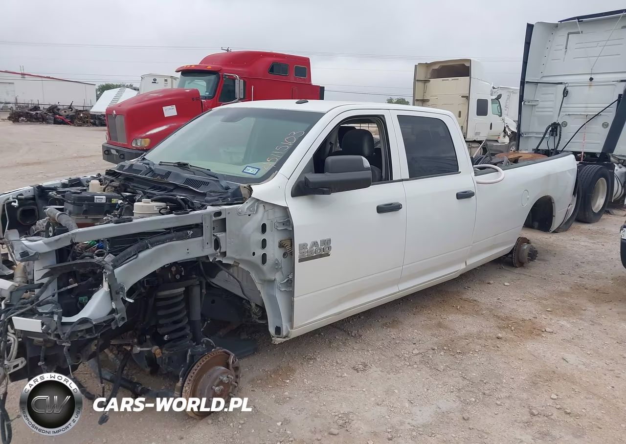 2018 Ram 2500 Tradesman 4X4 8' Box VIN:3C6UR5HL4JG284160 - 19