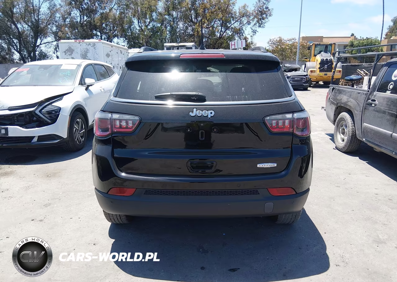 2018 Jeep Compass Latitude Fwd VIN:3C4NJCBB4JT293103 - 16