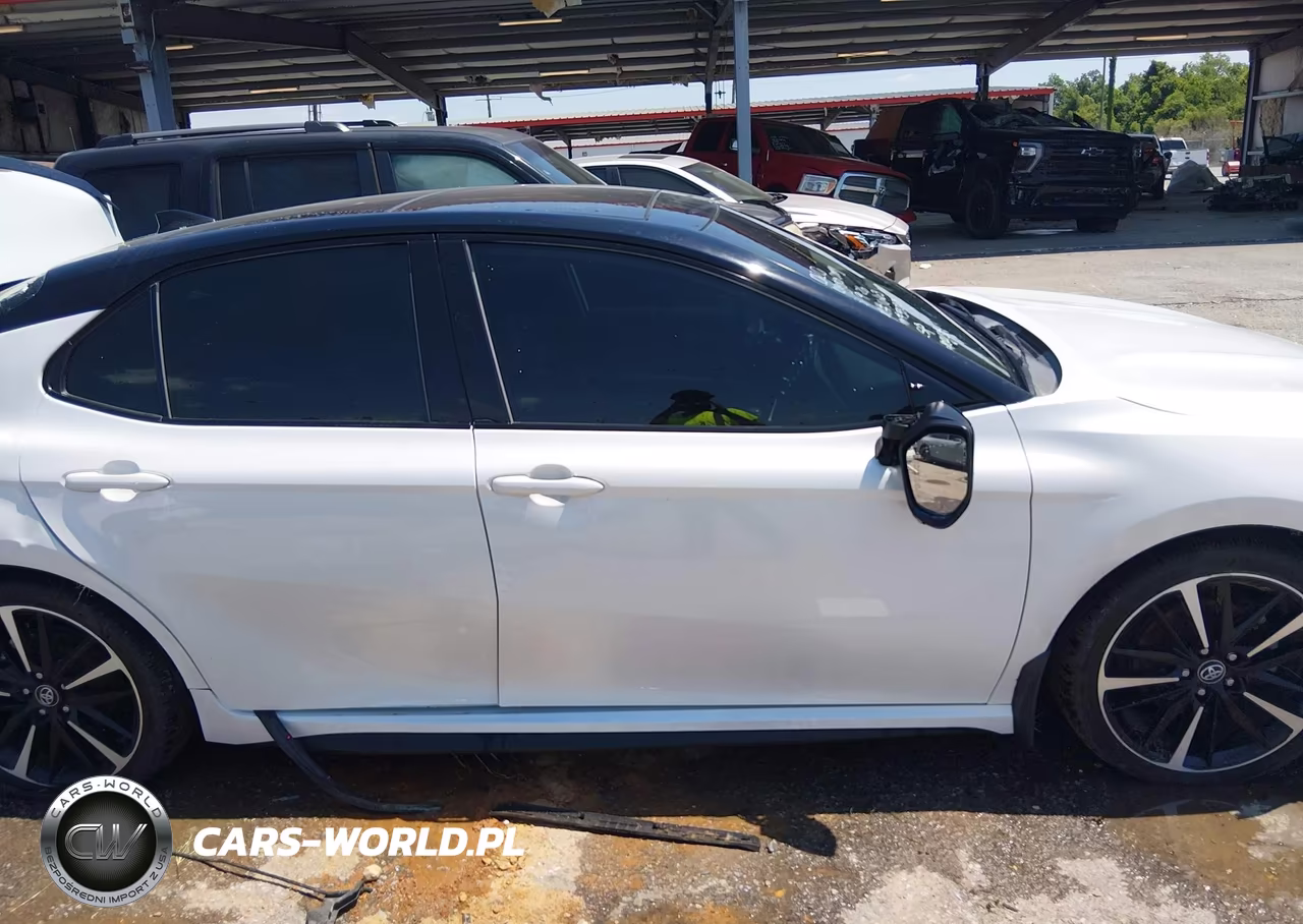 2020 Toyota Camry Xse VIN:4T1K61AK7LU332989 - 13