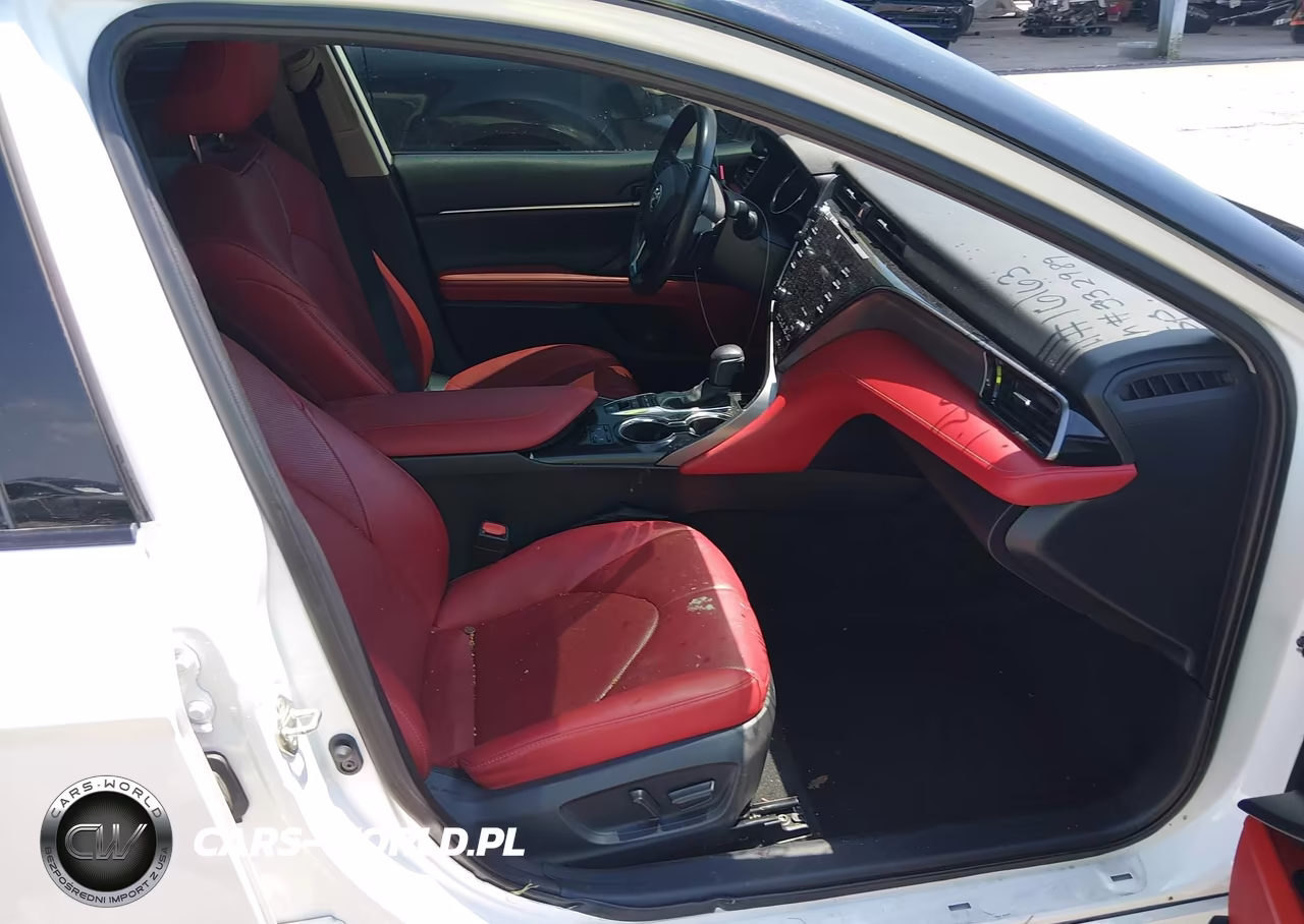 2020 Toyota Camry Xse VIN:4T1K61AK7LU332989 - 5