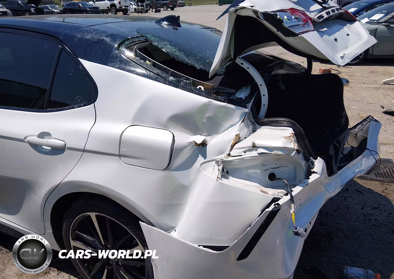2020 Toyota Camry Xse VIN:4T1K61AK7LU332989 - 6