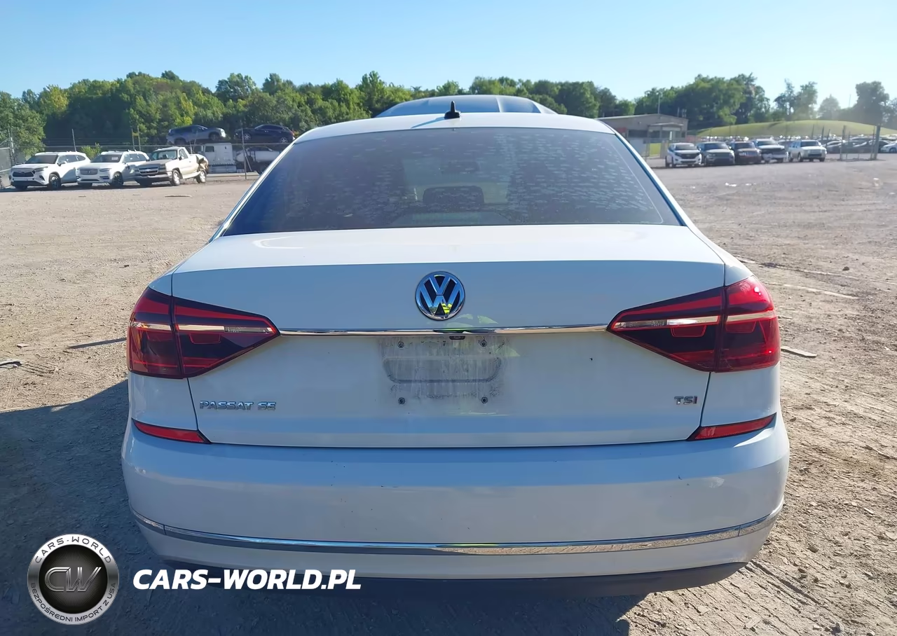 2018 Volkswagen Passat 2.0T Se VIN:1VWBA7A38JC003569 - 16