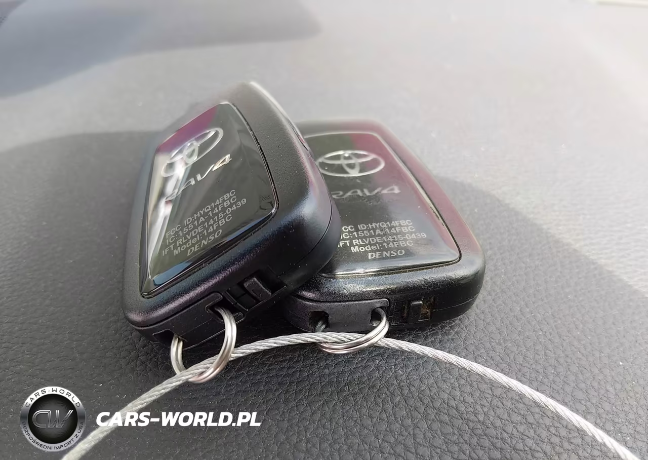 2019 Toyota Rav4 Xle VIN:JTMP1RFV1KD015900 - 11
