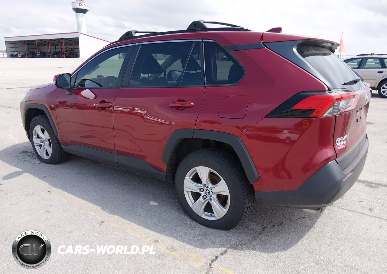 2019 Toyota Rav4 Xle VIN:JTMP1RFV1KD015900 - 3