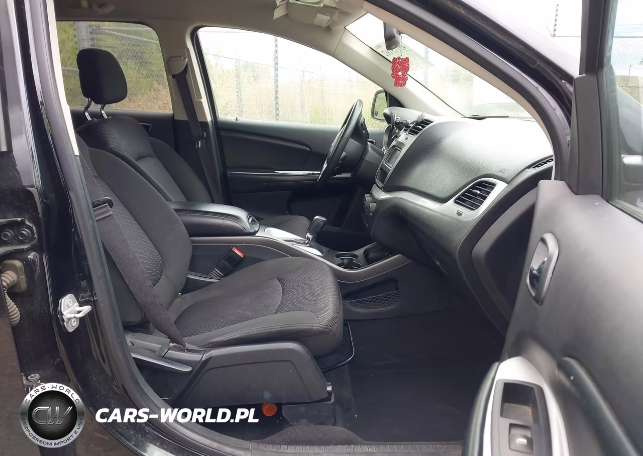 2019 Dodge Journey Se VIN:3C4PDCBB6KT719407 - 5
