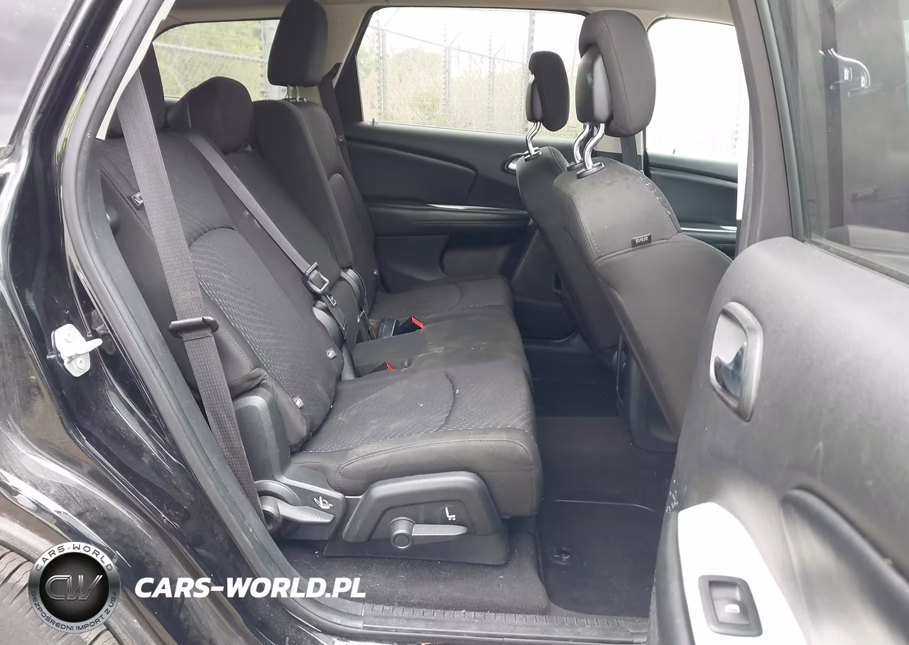 2019 Dodge Journey Se VIN:3C4PDCBB6KT719407 - 8