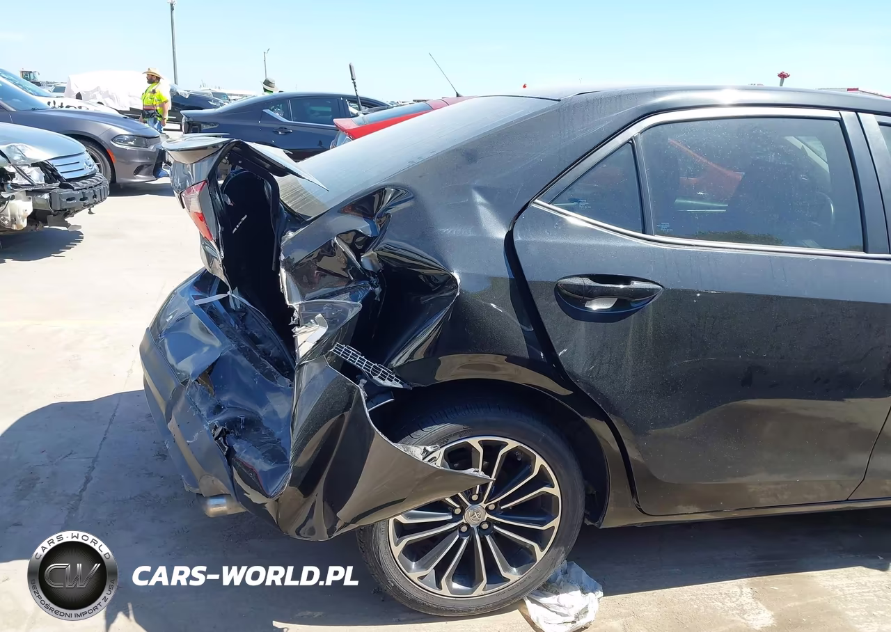 2016 Toyota Corolla S Plus VIN:5YFBURHE3GP420059 - 17