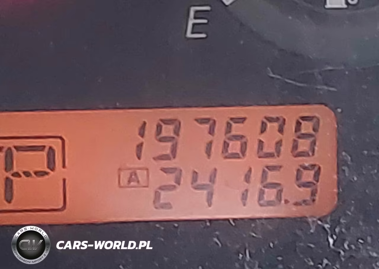 2011 Nissan Versa 1.8S VIN:3N1BC1AP8BL458900 - 16
