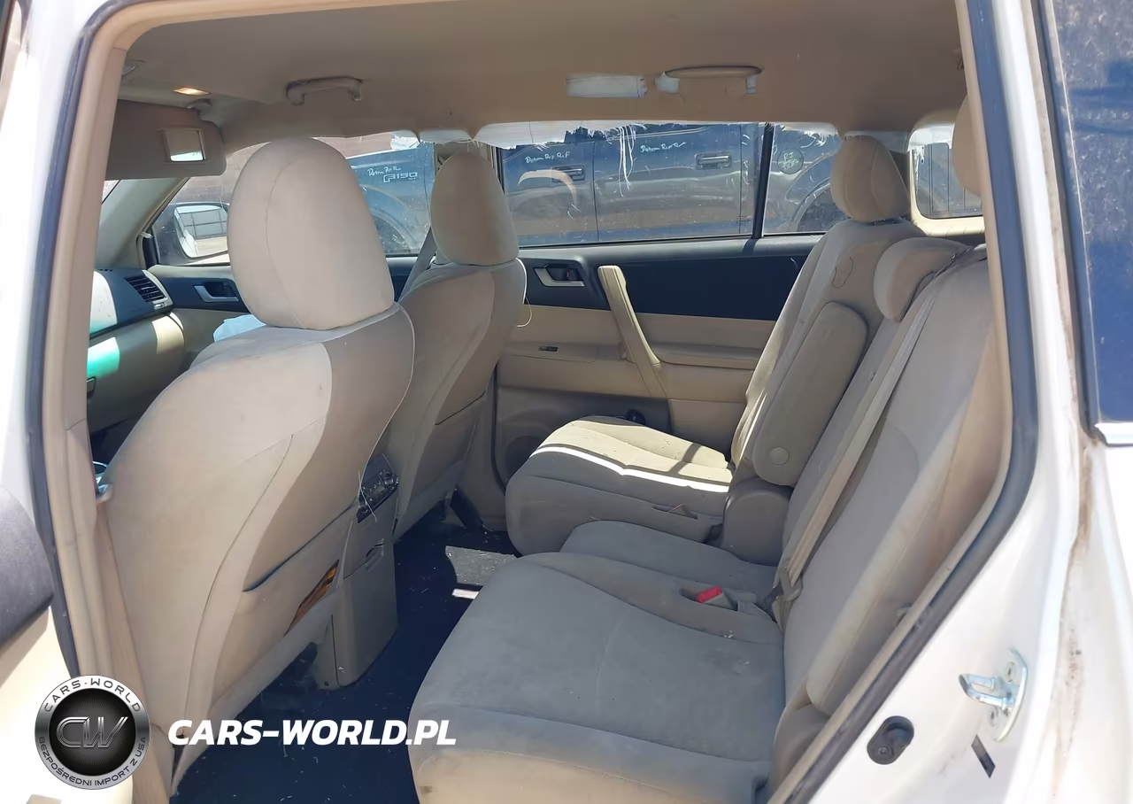 2012 Toyota Highlander Base V6 VIN:5TDZK3EHXCS070477 - 8