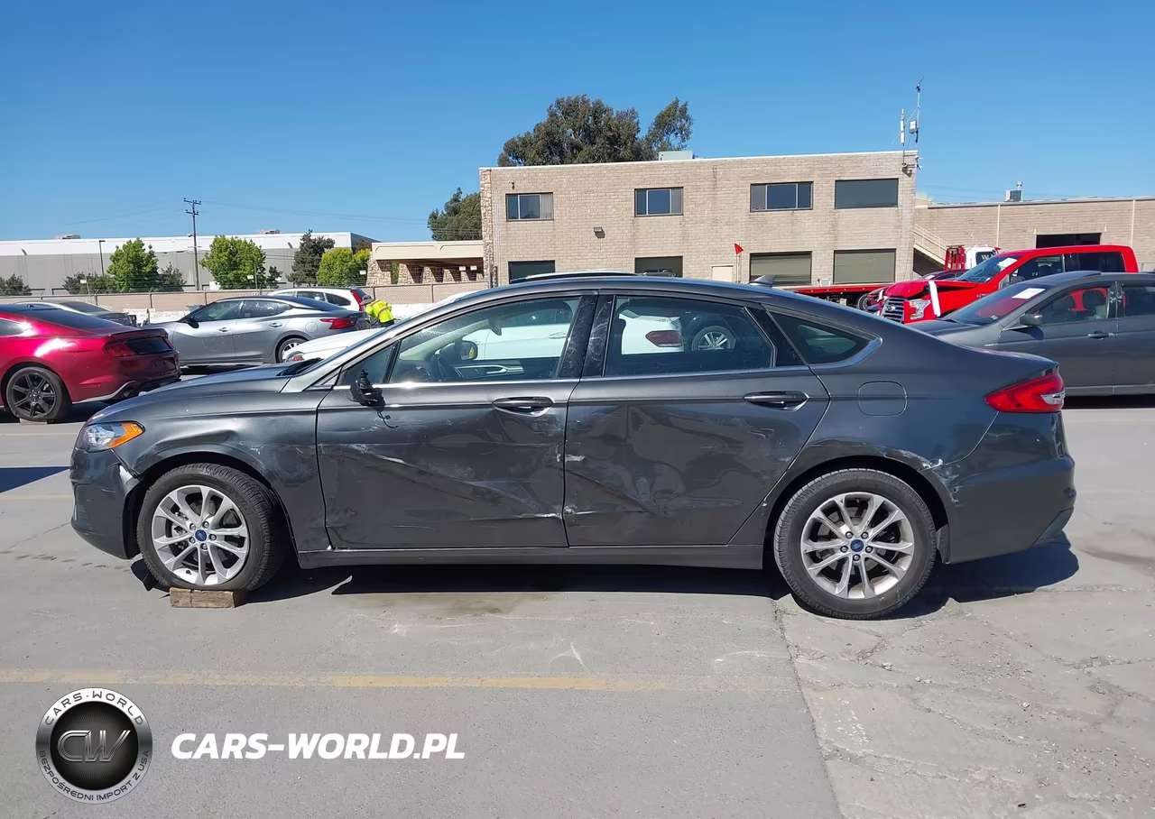 2019 Ford Fusion Se VIN:3FA6P0HD8KR284743 - 14