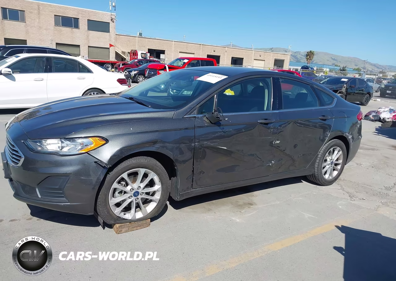 2019 Ford Fusion Se VIN:3FA6P0HD8KR284743 - 6
