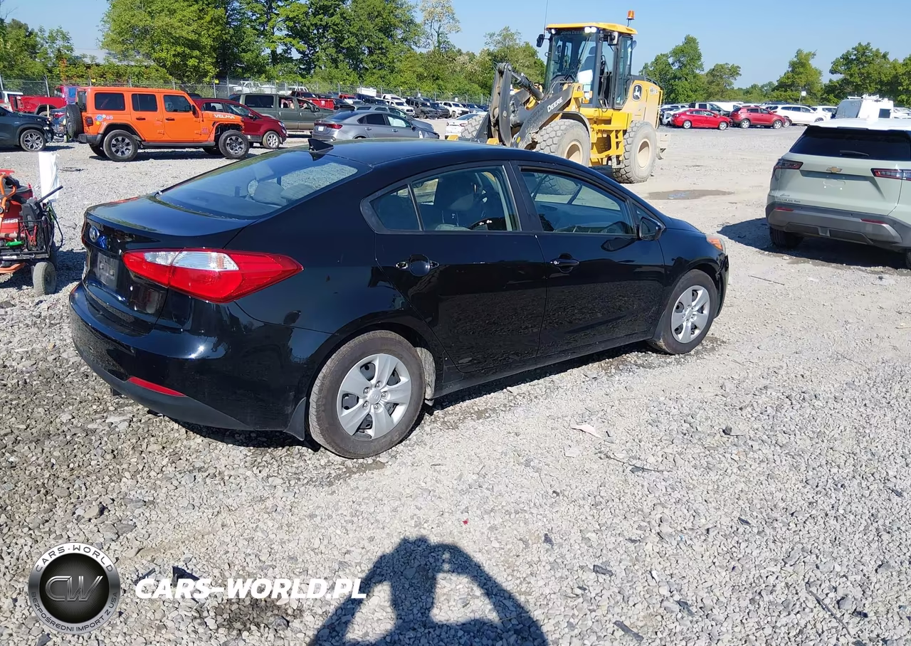 2015 Kia Forte Lx VIN:KNAFK4A63F5320601 - 4