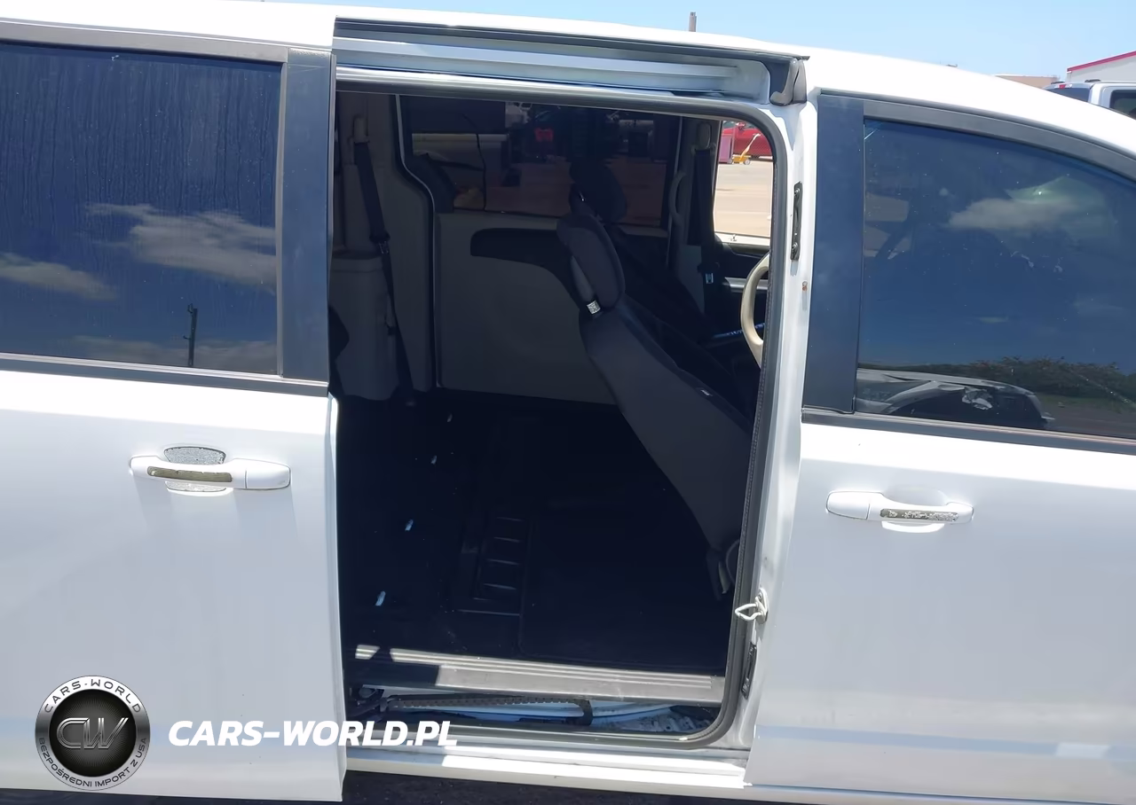 2018 Dodge Grand Caravan Se VIN:2C4RDGBGXJR339905 - 8