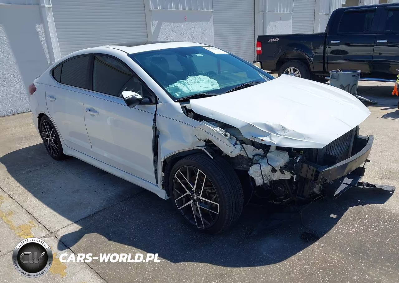 2019 Hyundai Elantra Sport
