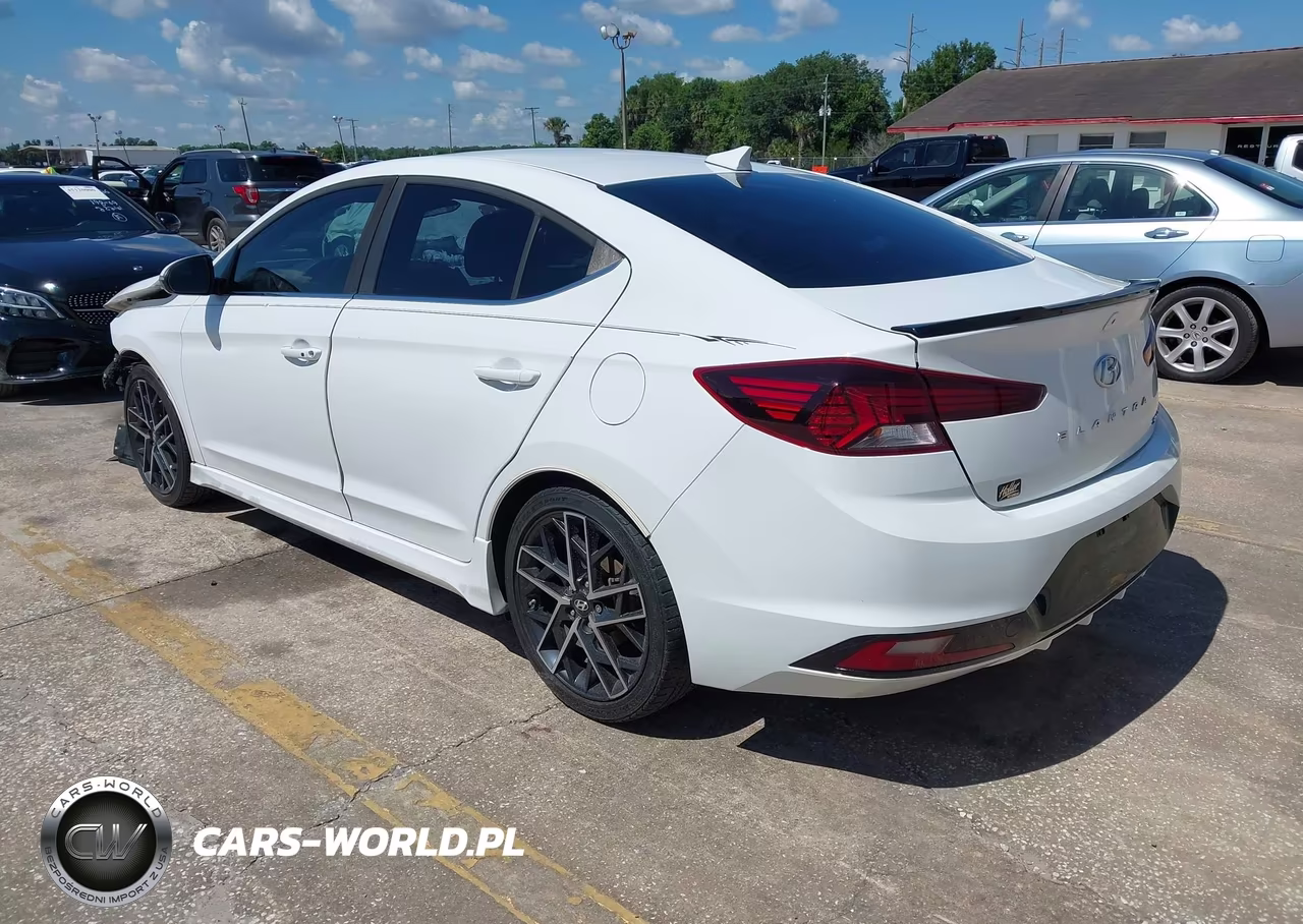 2019 Hyundai Elantra Sport VIN:KMHD04LB1KU832394 - 3