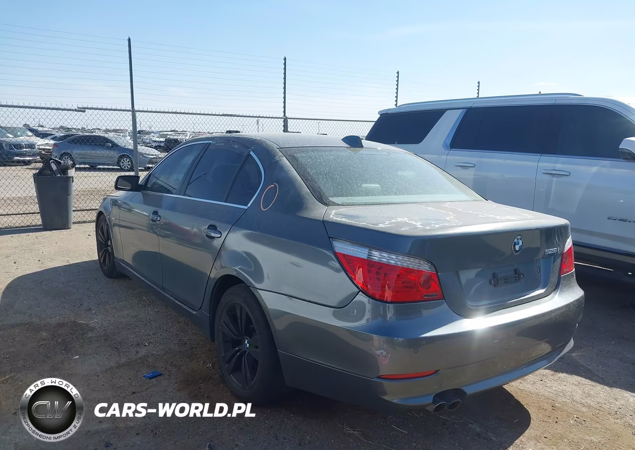 2010 BMW 528I VIN:WBANU5C50AC129433 - 3