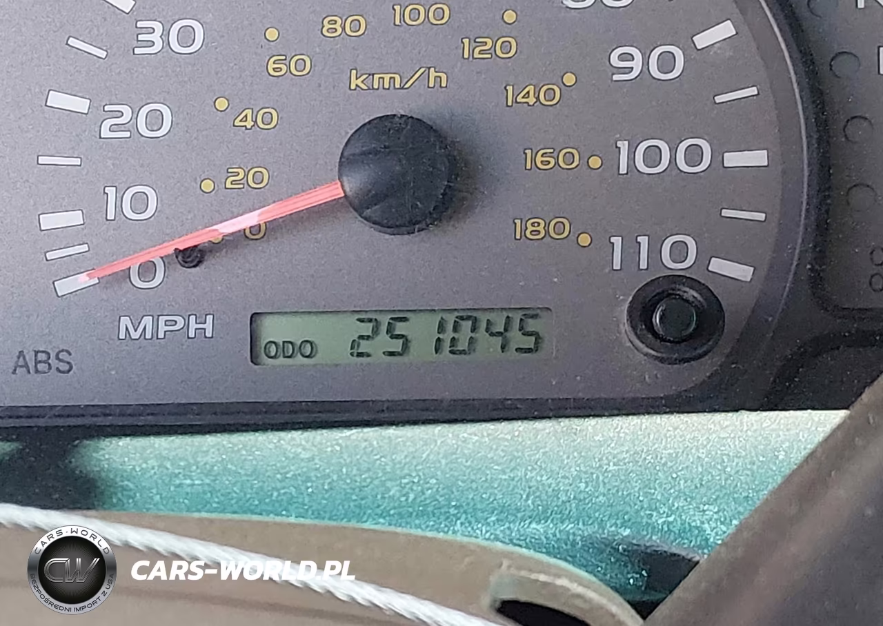 2002 Toyota Sequoia Sr5 V8 VIN:5TDBT44A52S134450 - 15