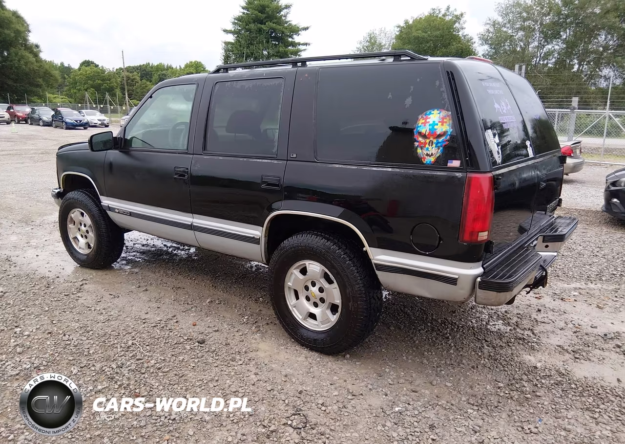 1996 Chevrolet Tahoe K1500 VIN:1GNEK13R7TJ342812 - 3