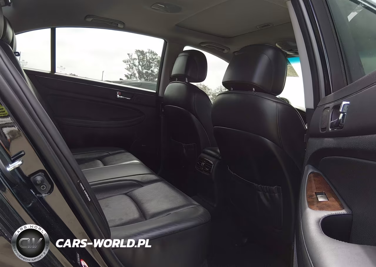 2009 Hyundai Genesis 4.6 VIN:KMHGC46F79U059430 - 8