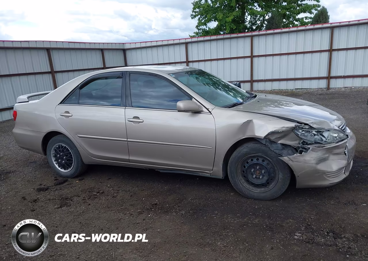 2005 Toyota Camry Le VIN:4T1BE30K35U583592 - 14