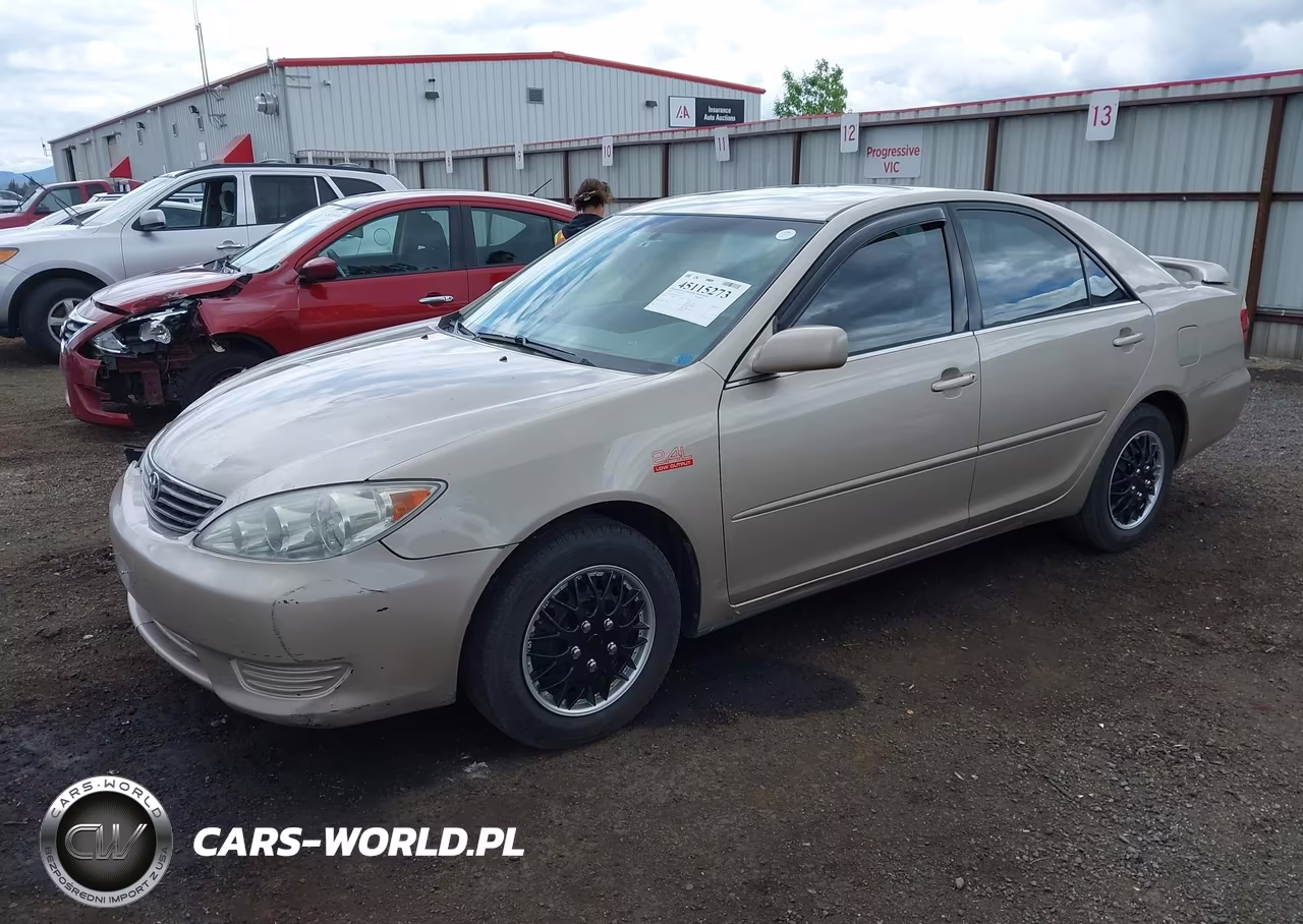 2005 Toyota Camry Le VIN:4T1BE30K35U583592 - 2