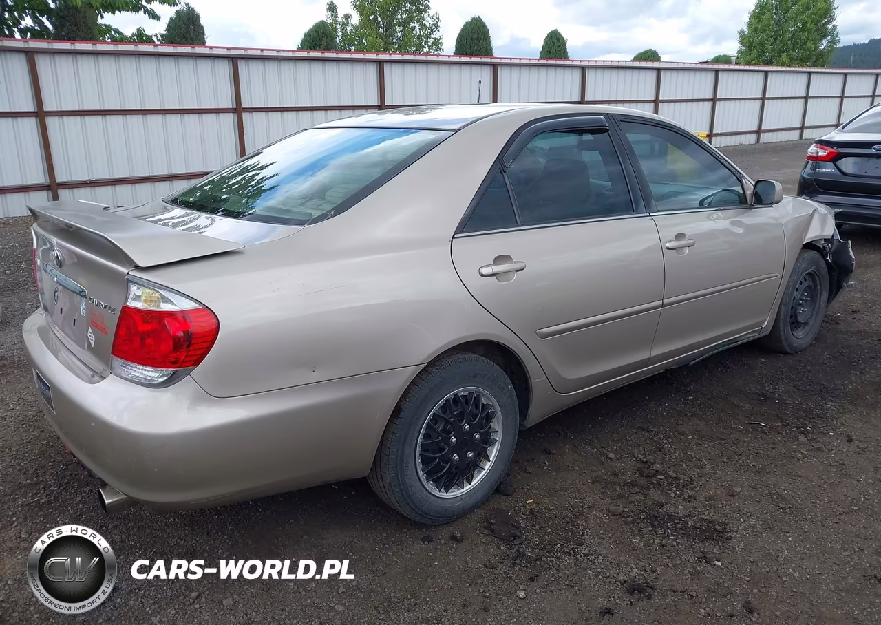 2005 Toyota Camry Le VIN:4T1BE30K35U583592 - 4