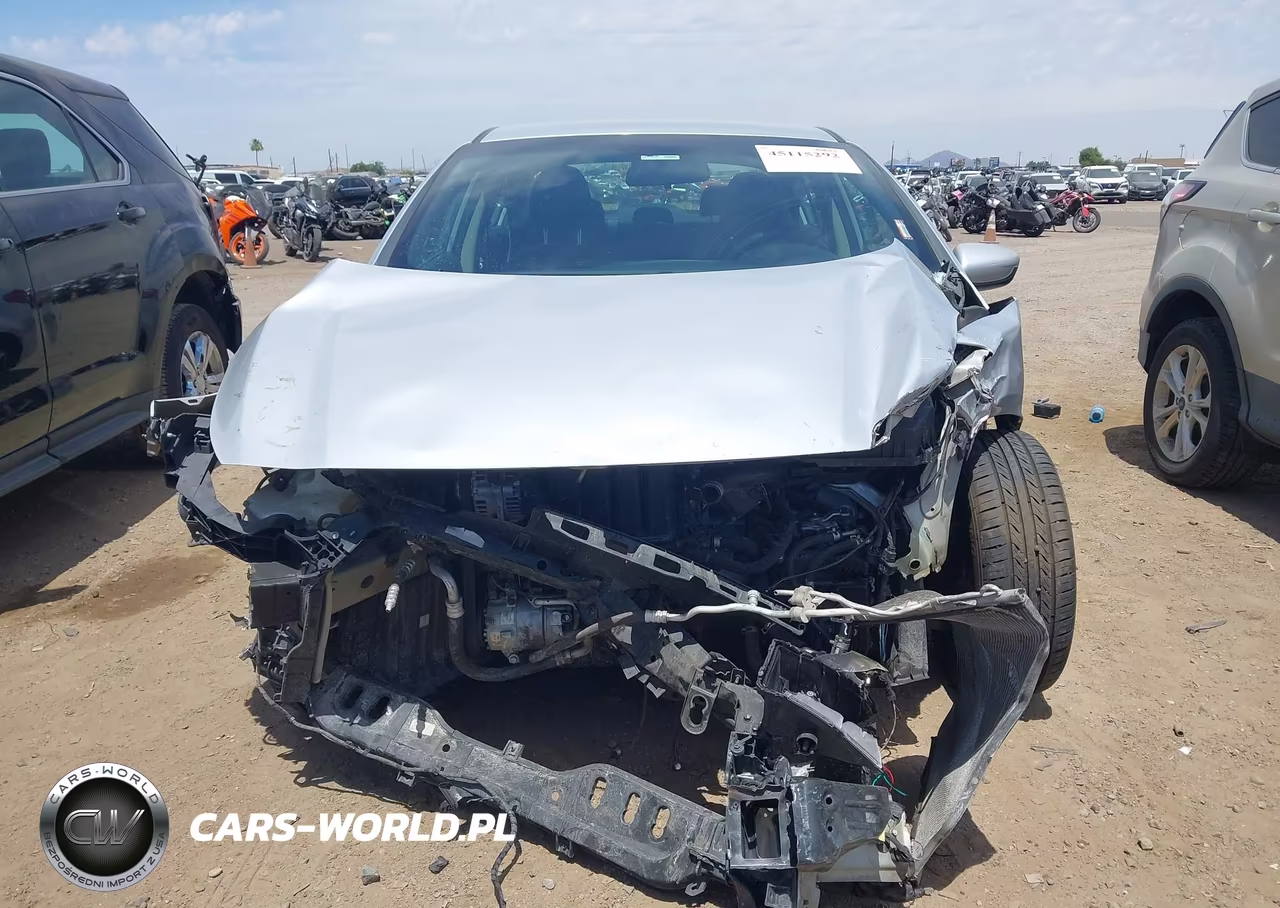 2018 Kia Forte Lx VIN:3KPFL4A7XJE169939 - 13