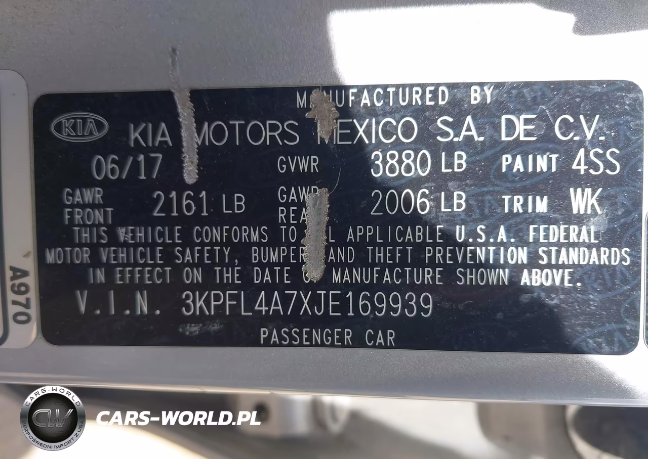 2018 Kia Forte Lx VIN:3KPFL4A7XJE169939 - 9