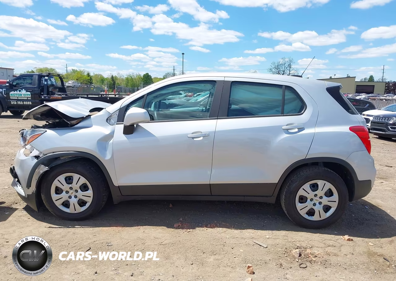 2019 Chevrolet Trax Ls VIN:3GNCJKSB6KL138224 - 14