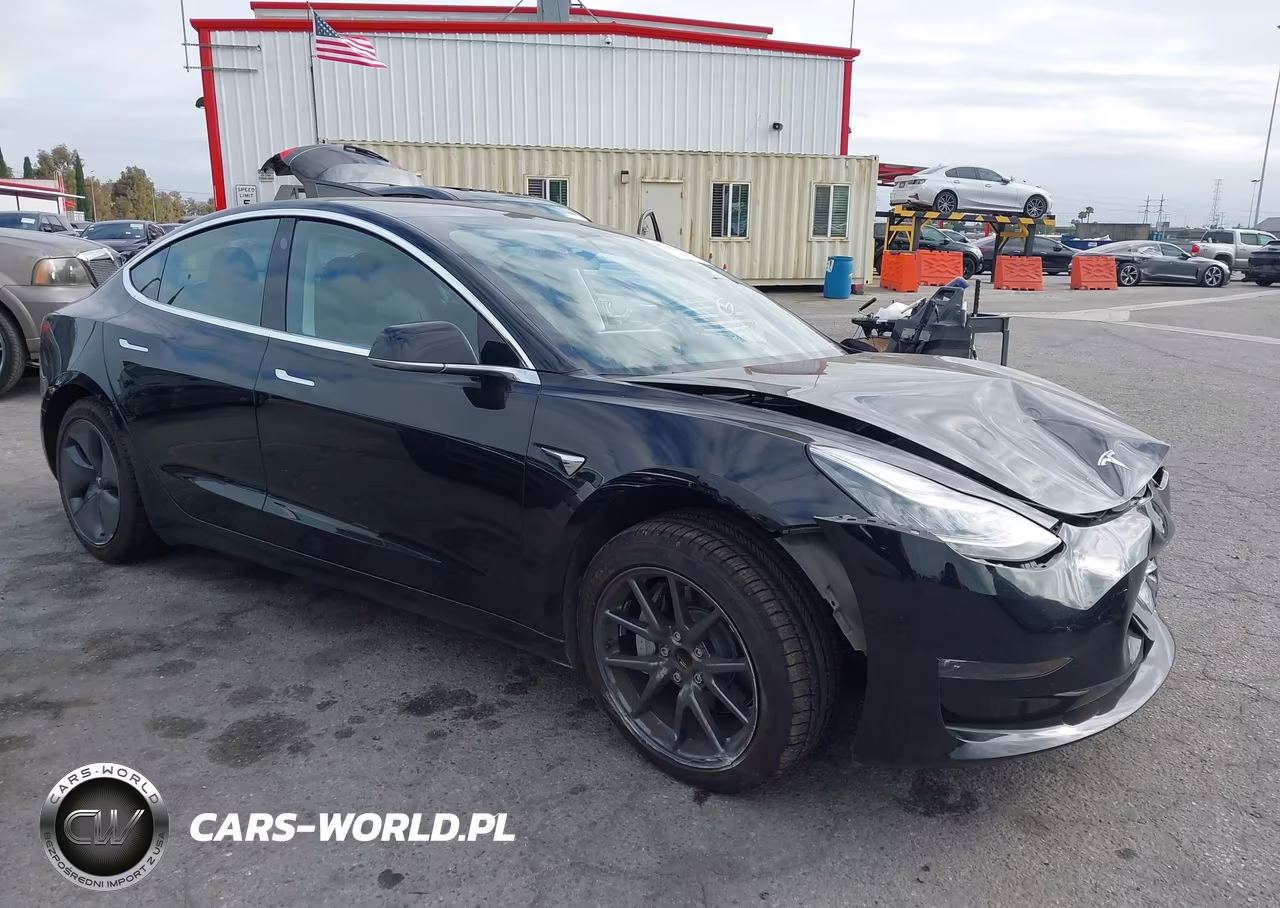 2019 Tesla Model 3 Long Range-Mid Range-Standard Range-Standard Range Plus – zdjęcie 1 z 20