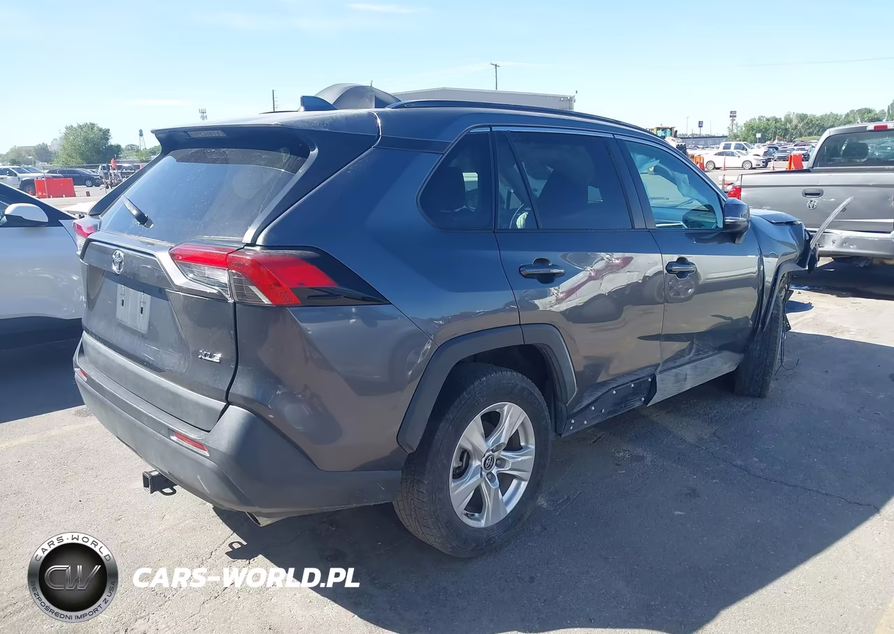 2019 Toyota Rav4 Xle VIN:2T3W1RFV9KC008256 - 4