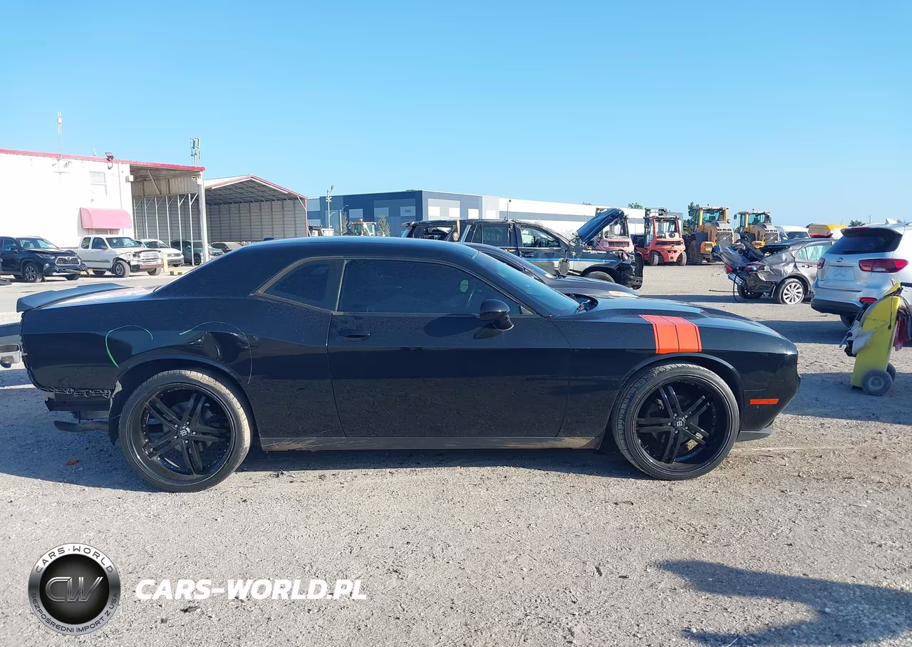 2020 Dodge Challenger Sxt VIN:2C3CDZAG9LH137914 - 13