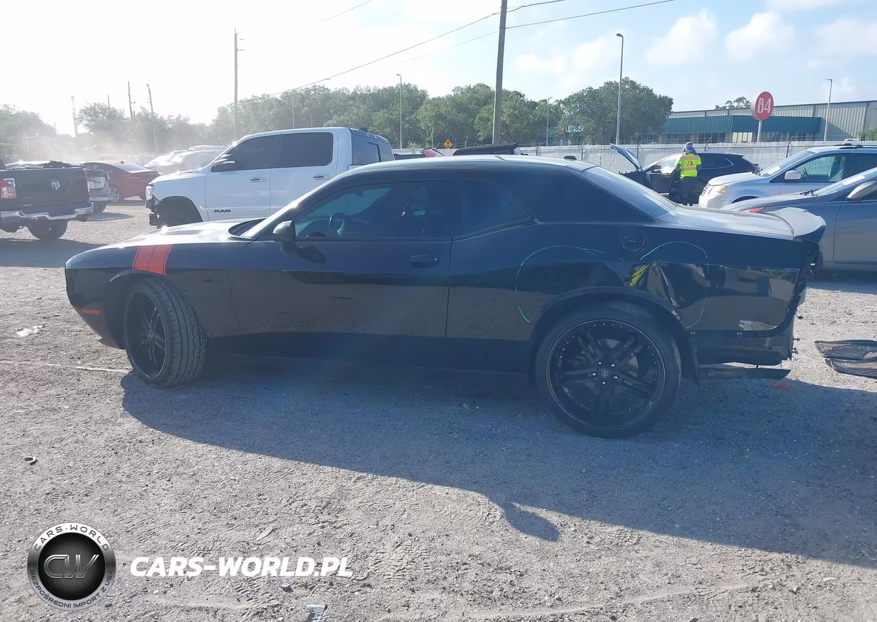 2020 Dodge Challenger Sxt VIN:2C3CDZAG9LH137914 - 14