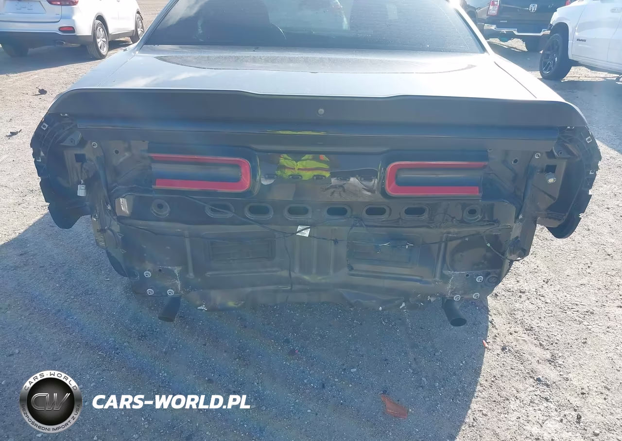 2020 Dodge Challenger Sxt VIN:2C3CDZAG9LH137914 - 6