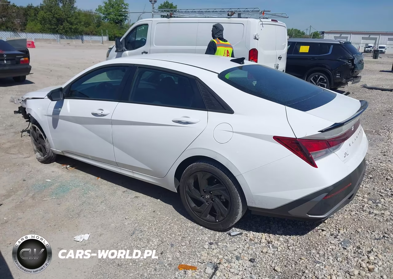 2026 Hyundai Elantra Sel Sport VIN:KMHLM4DG5TU170301 - 3