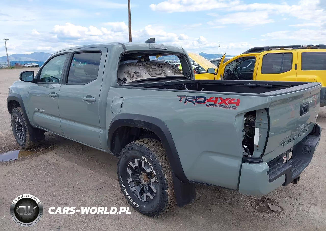 2022 Toyota Tacoma Trd Off Road VIN:3TMCZ5AN5NM468093 - 3