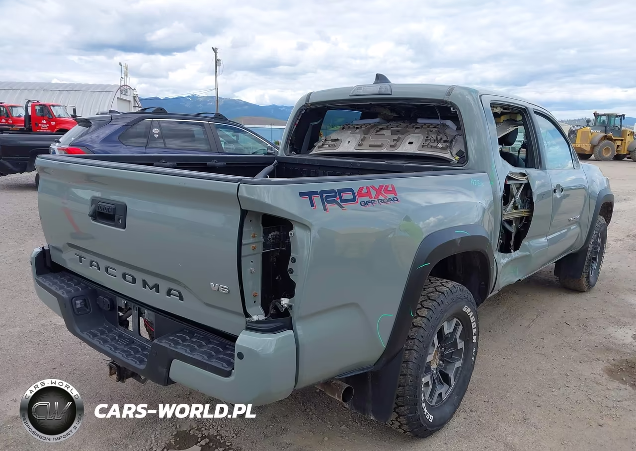 2022 Toyota Tacoma Trd Off Road VIN:3TMCZ5AN5NM468093 - 4