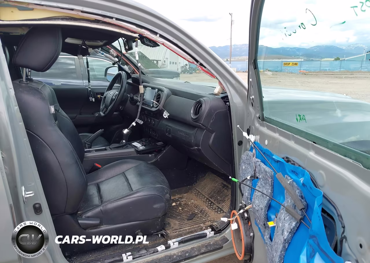2022 Toyota Tacoma Trd Off Road VIN:3TMCZ5AN5NM468093 - 5