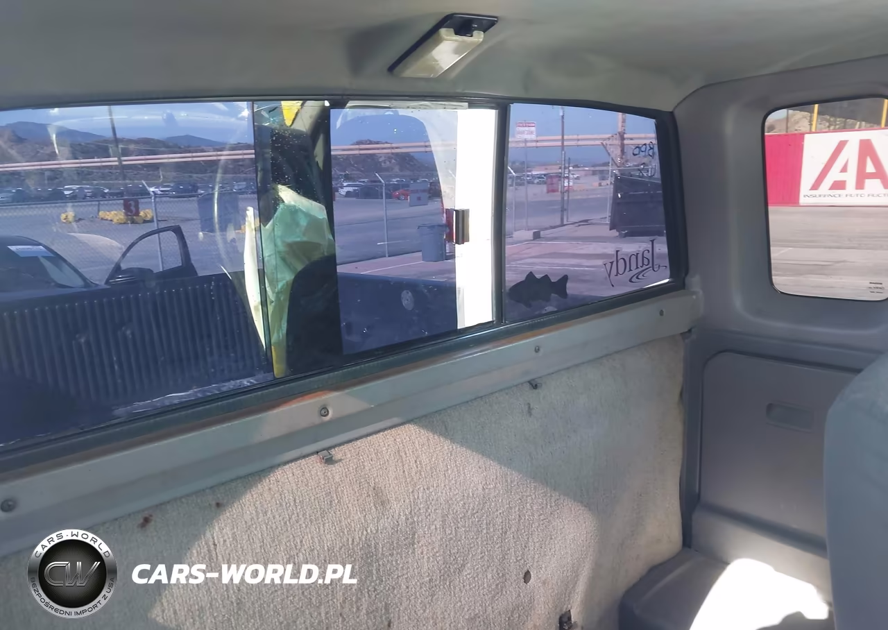 1998 Nissan Frontier VIN:1N6DD26S8WC369459 - 8